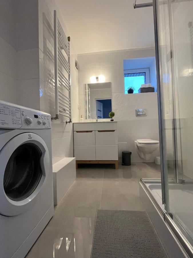 Warsaw Inside Solec With Private Parking Apartment Exterior foto