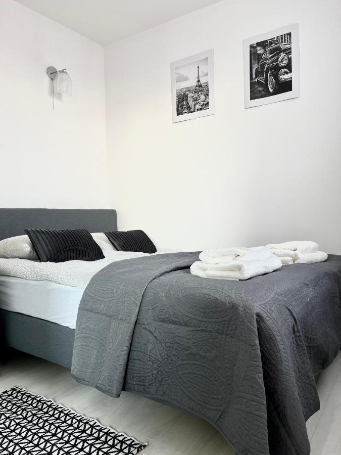 Warsaw Inside Solec With Private Parking Apartment Exterior foto